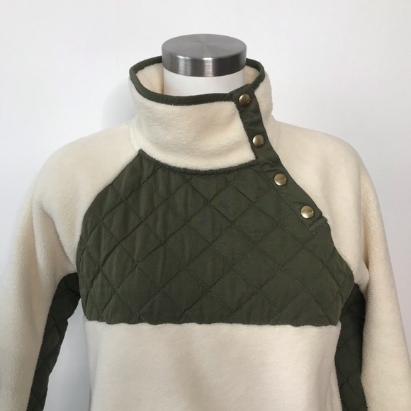 SOLD 🌿 Abercrombie Asymmetrical Snap-Up Fleece - Picture 3 of 7